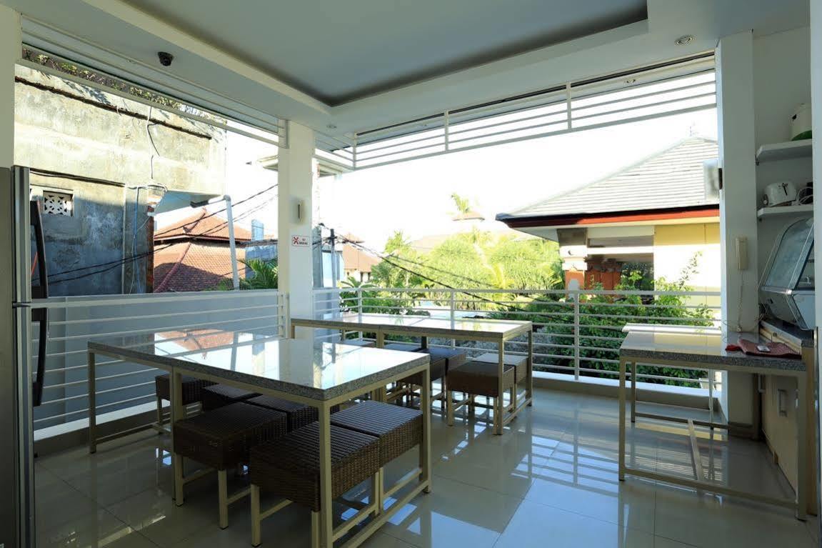 Reddoorz Near Pantai Jerman Ξενοδοχείο Kuta Lombok Εξωτερικό φωτογραφία